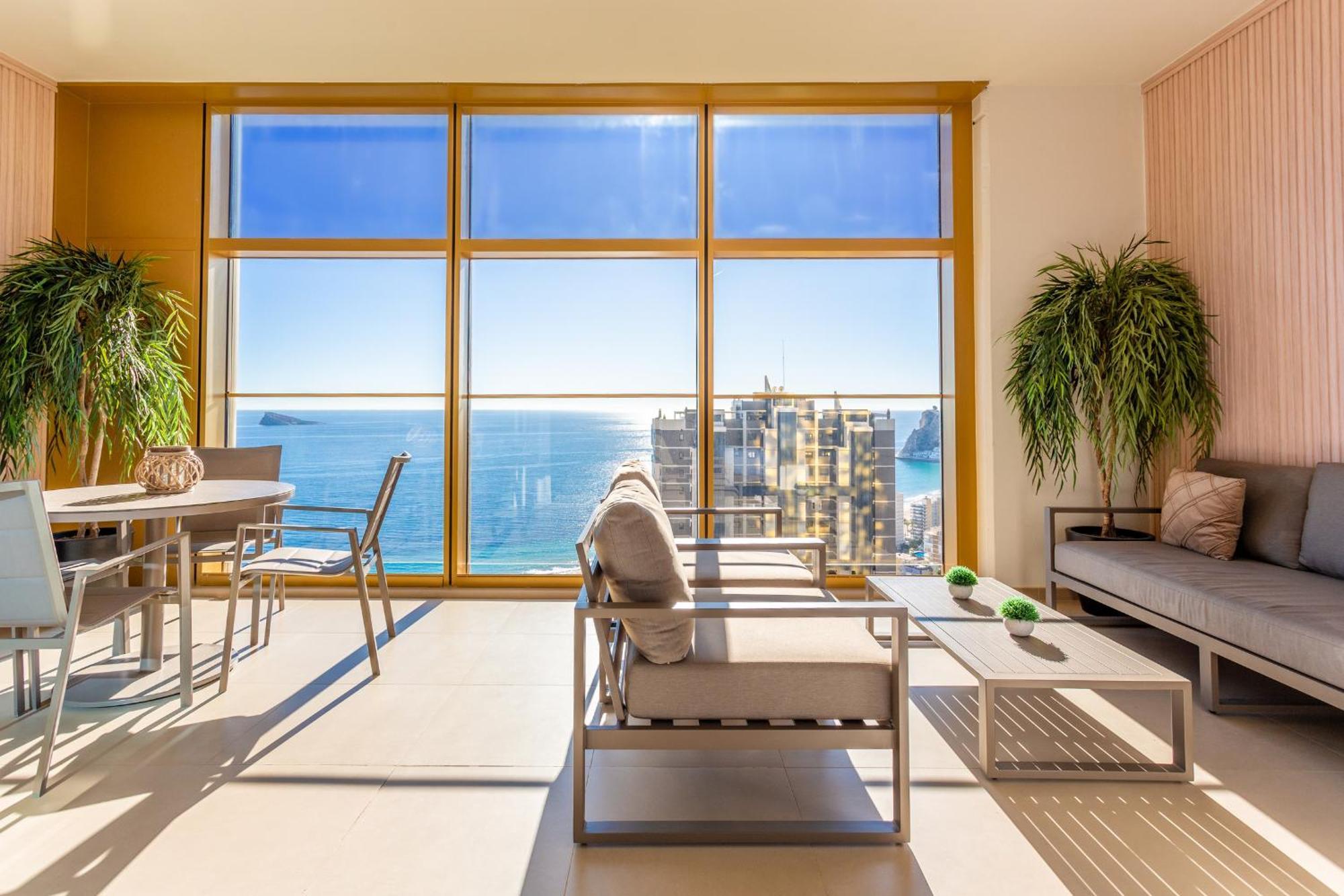 Intempo Residence By Leo Apartments Benidorm Exterior foto