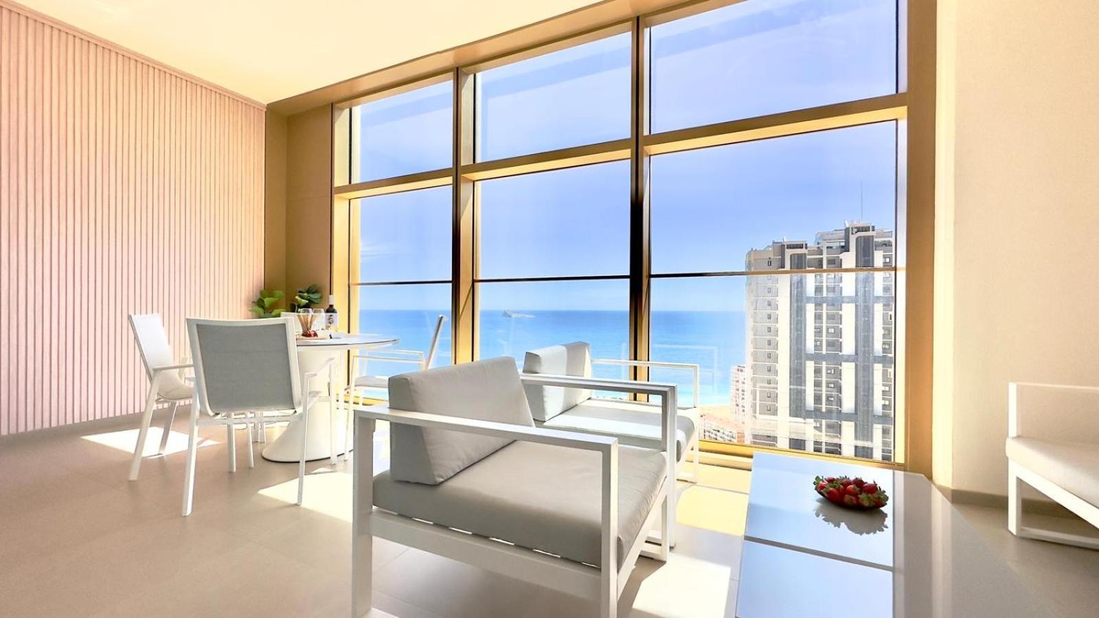 Intempo Residence By Leo Apartments Benidorm Exterior foto
